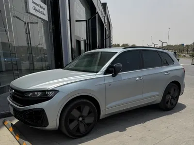2025 فولكس واجن طوارق أر - لاين