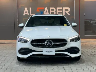 2022 مرسيدس - بنز سي 300