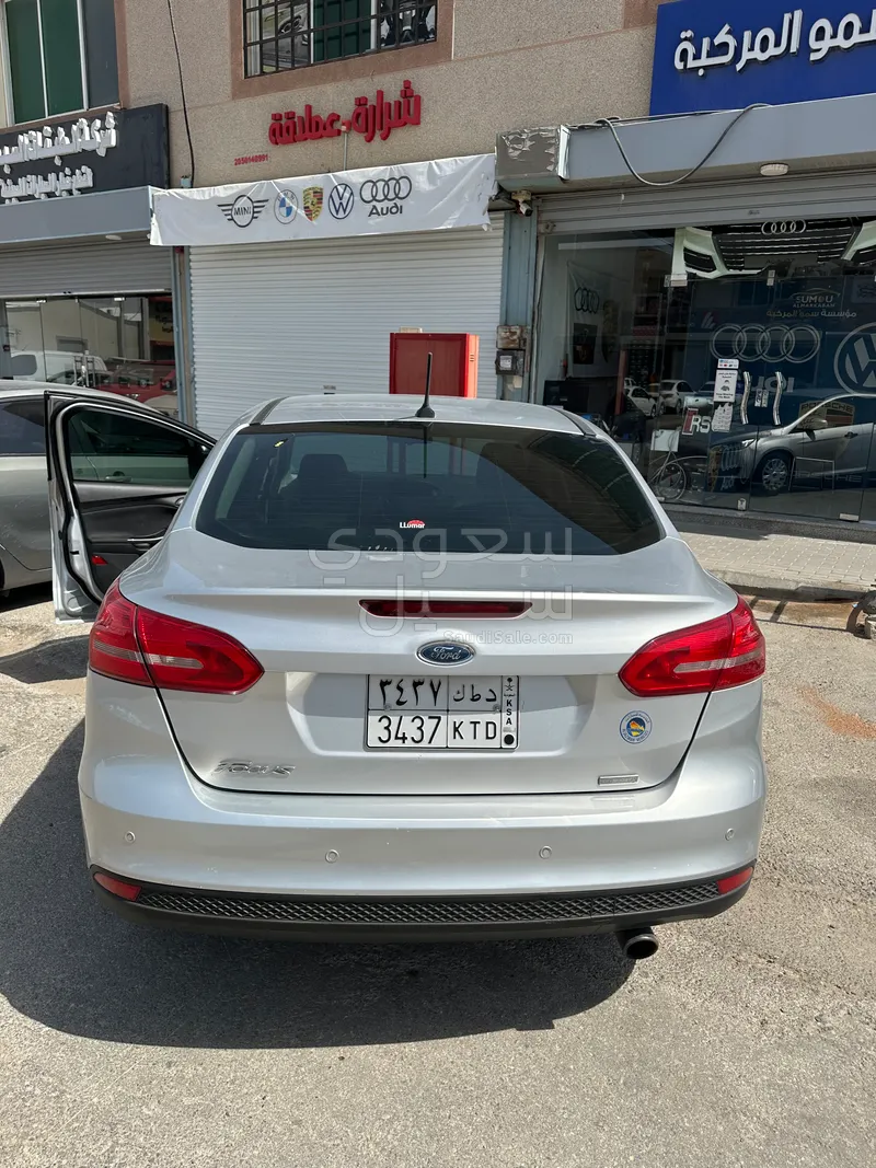 2018 فورد فوكس