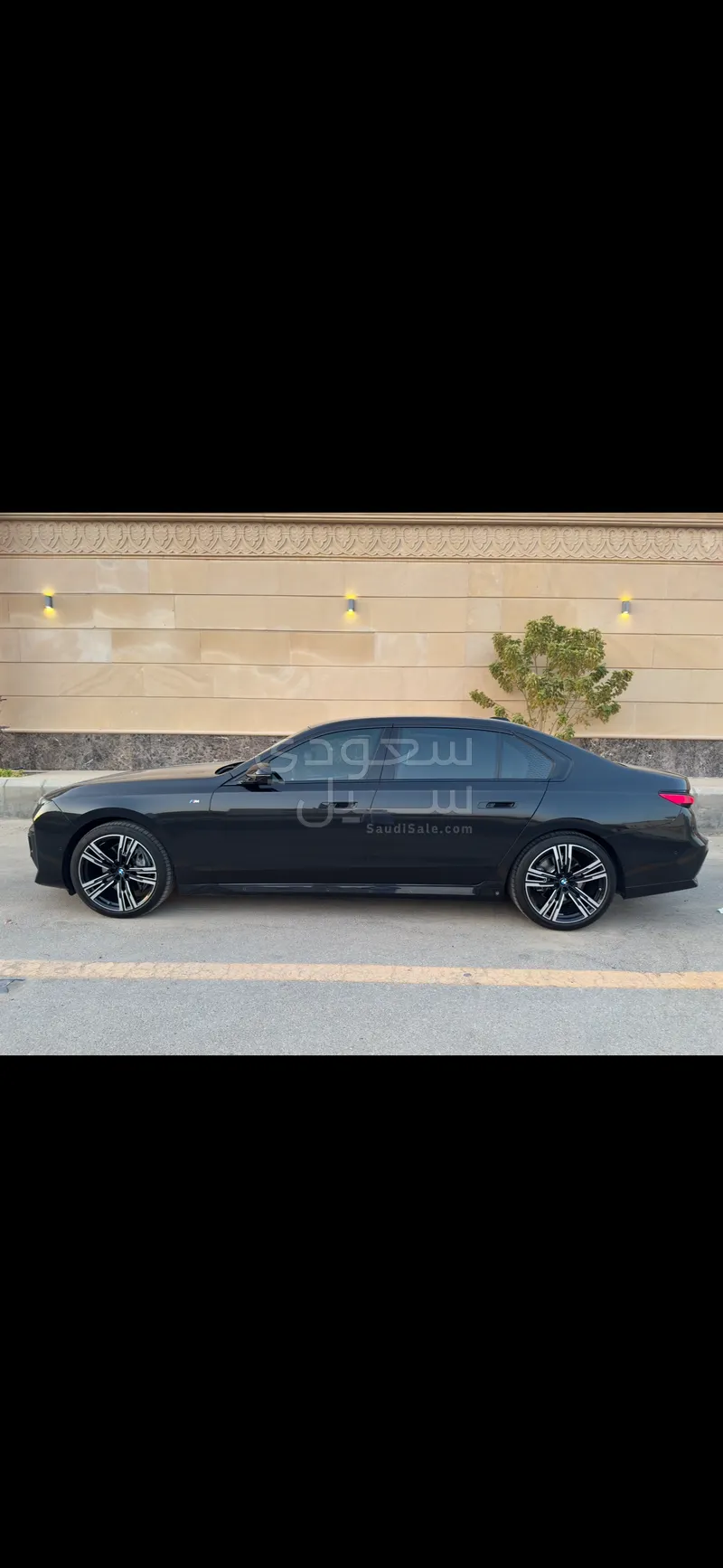2025 بي ام دبليو الفئة السابعة 740أي