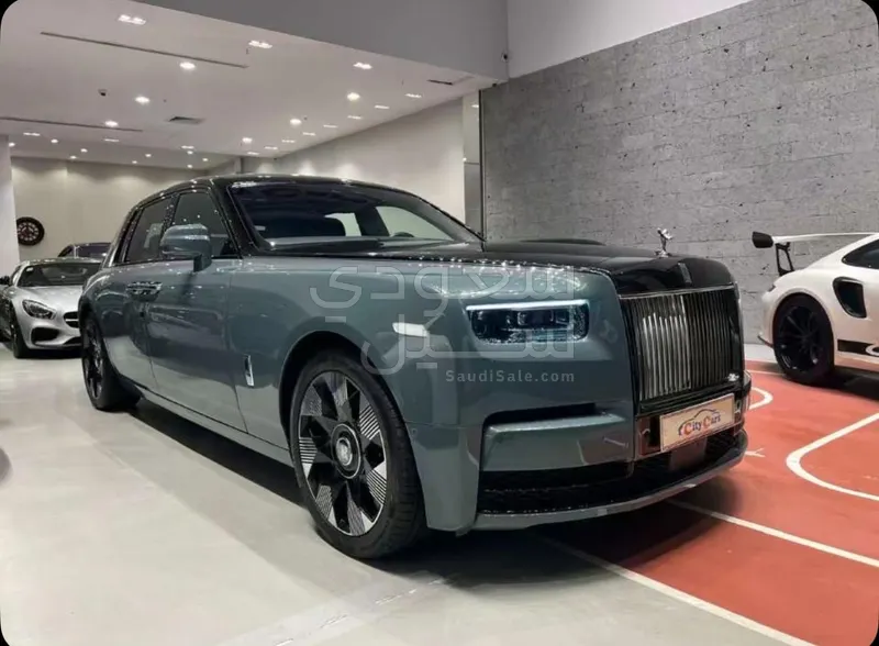 2023 رولز رويس فانتوم