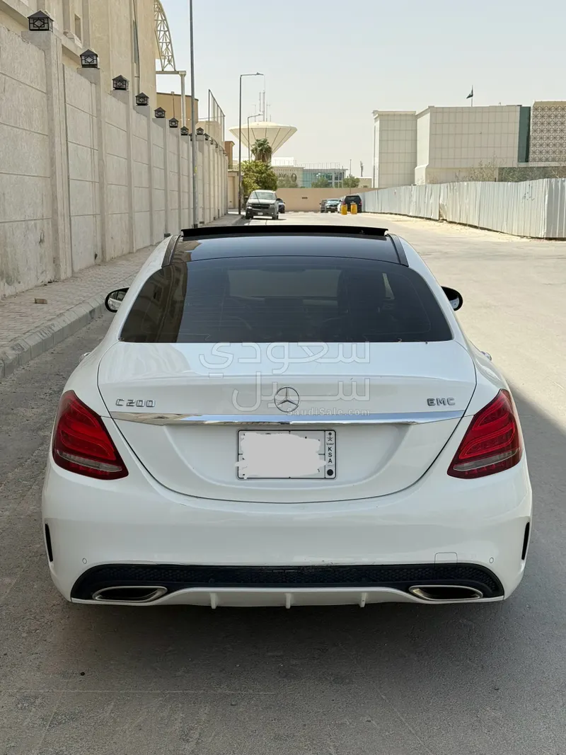 2016 Mercedes-Benz C 200