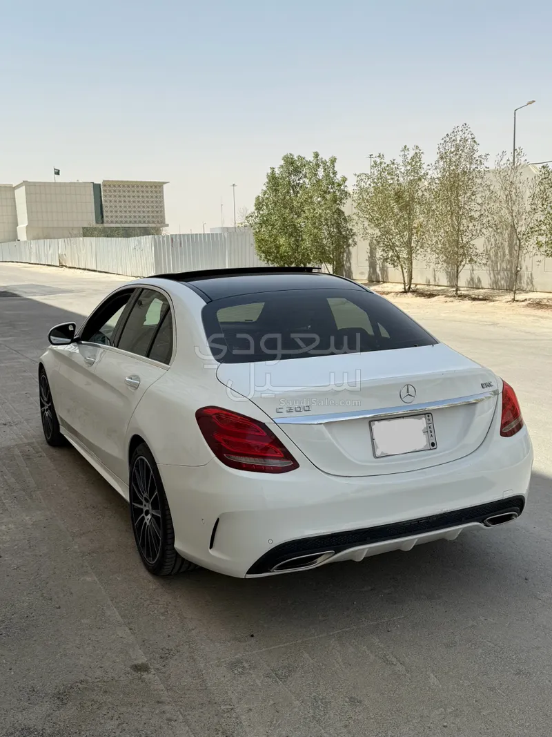 2016 Mercedes-Benz C 200