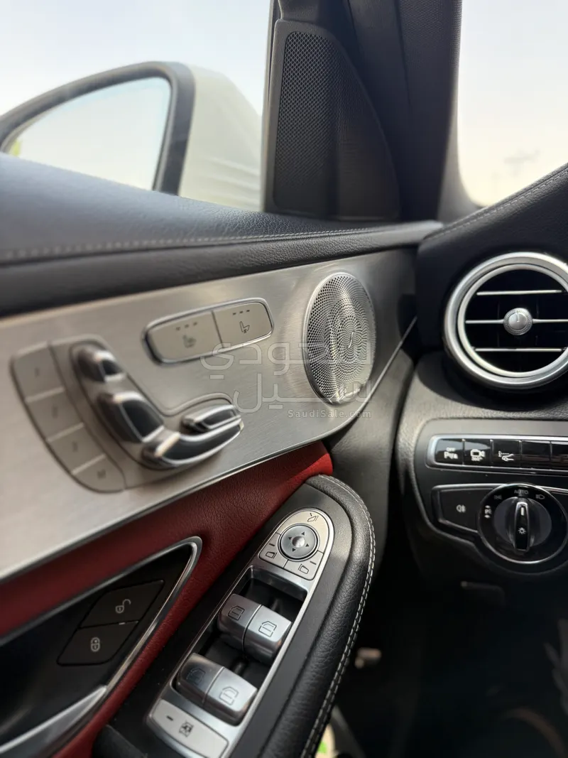 2016 Mercedes-Benz C 200