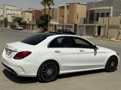 2016 Mercedes-Benz C 200