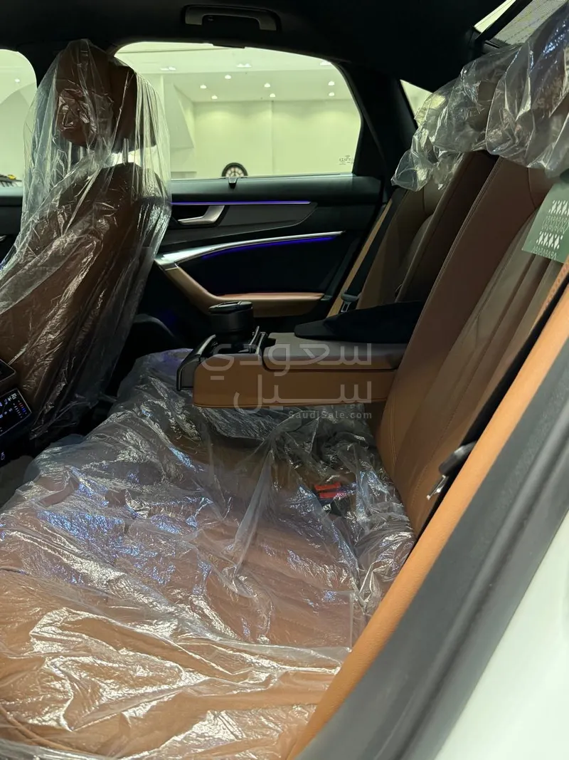 2022 اودي اي 6 40 تي اف اس اي