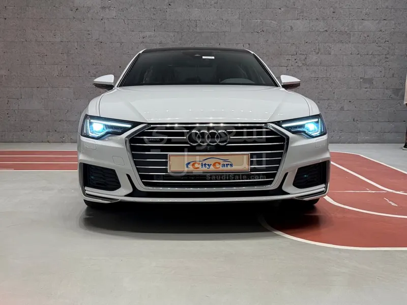 2022 اودي اي 6 40 تي اف اس اي