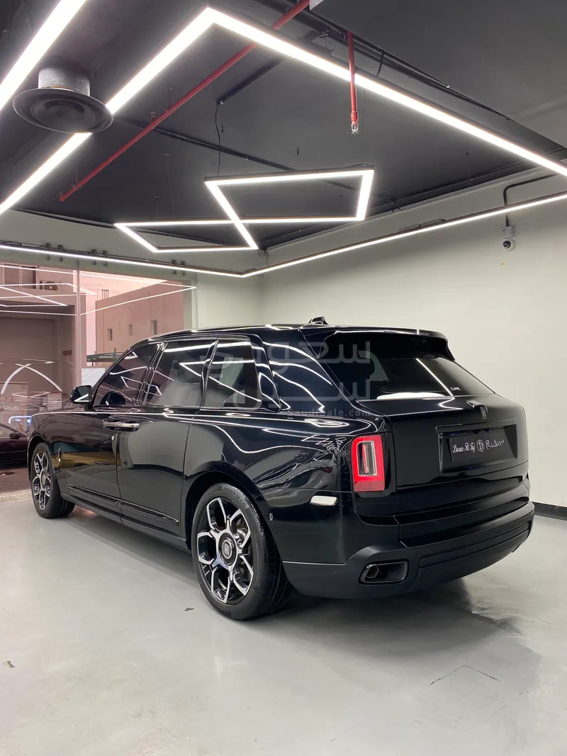 2021 Rolls-Royce Cullinan Black Badge