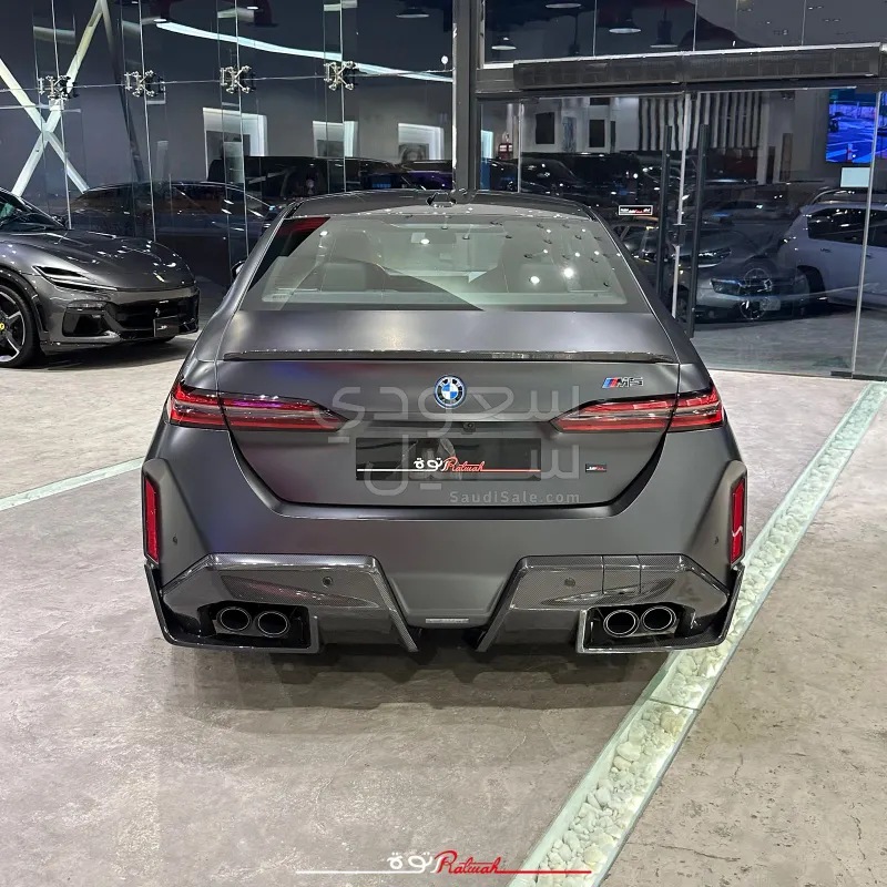 2025 بي ام دبليو الفئة ام إم 5