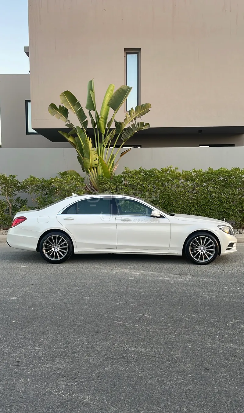 2014 Mercedes-Benz S 400