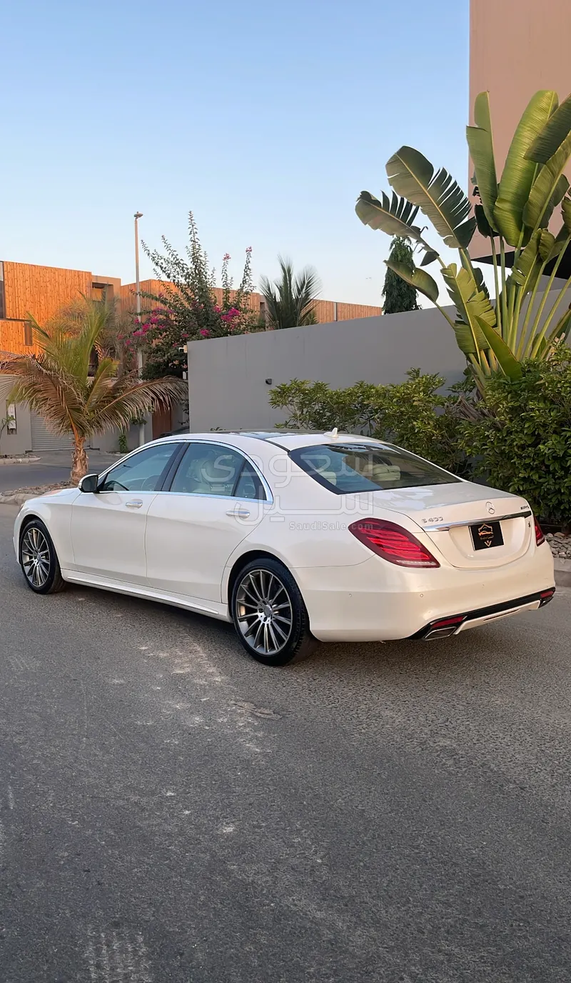 2014 Mercedes-Benz S 400