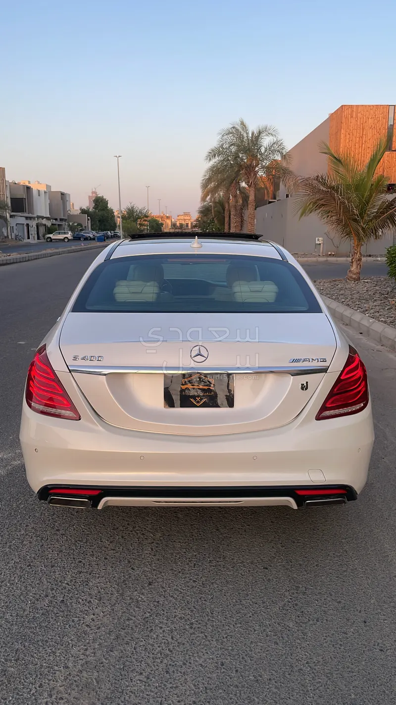 2014 Mercedes-Benz S 400