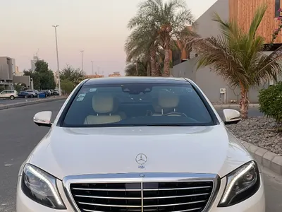 2014 Mercedes-Benz S 400