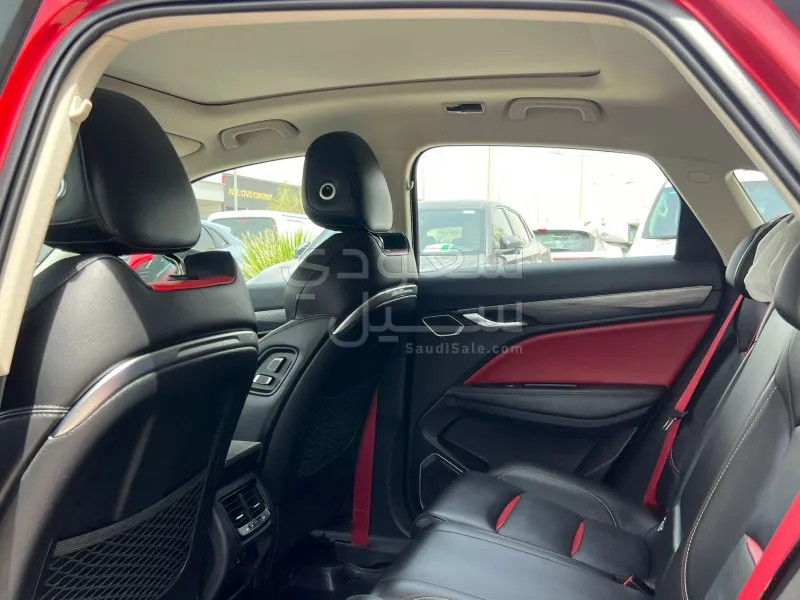 2023 Geely Tugella standard