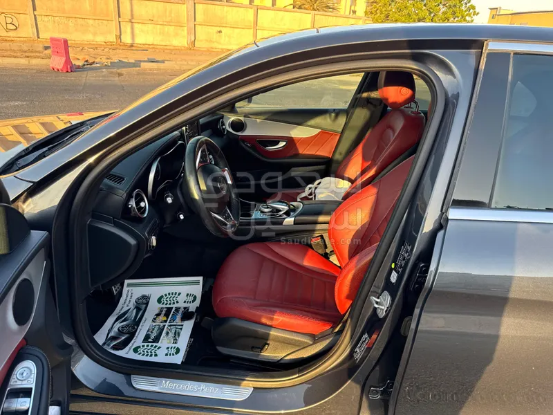 2016 Mercedes-Benz C 200