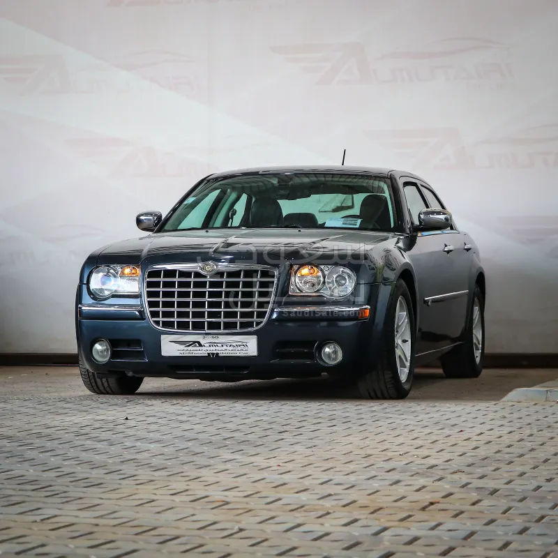 2008 كرايسلر 300 هيمى