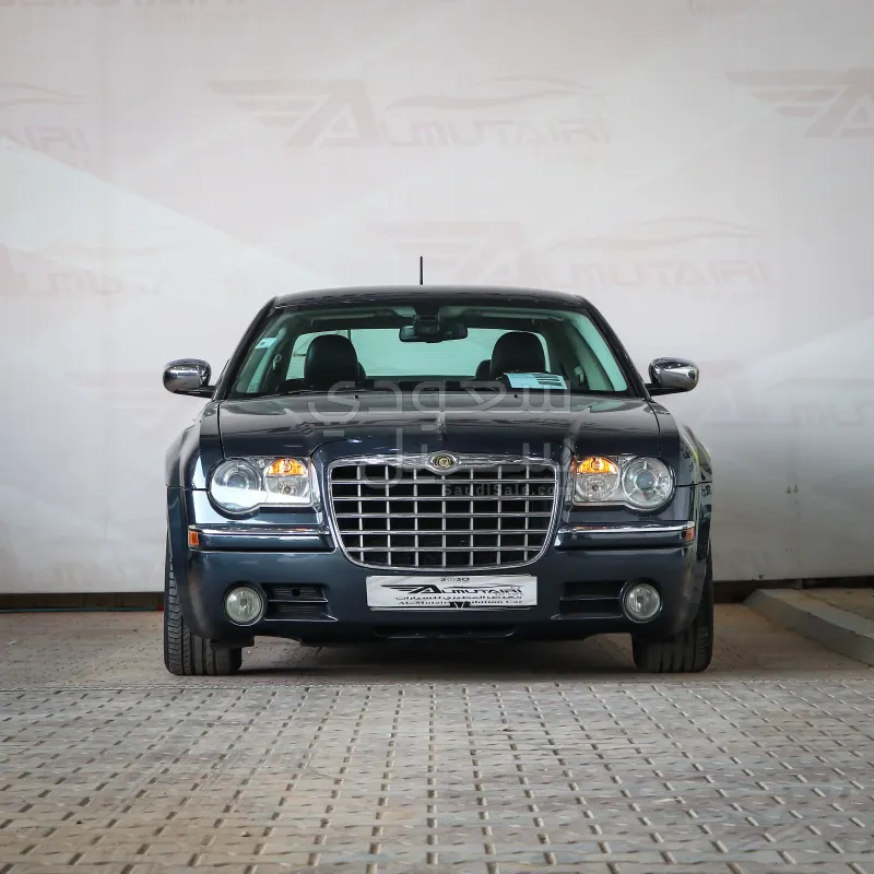 2008 كرايسلر 300 هيمى