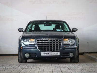2008 كرايسلر 300 هيمى