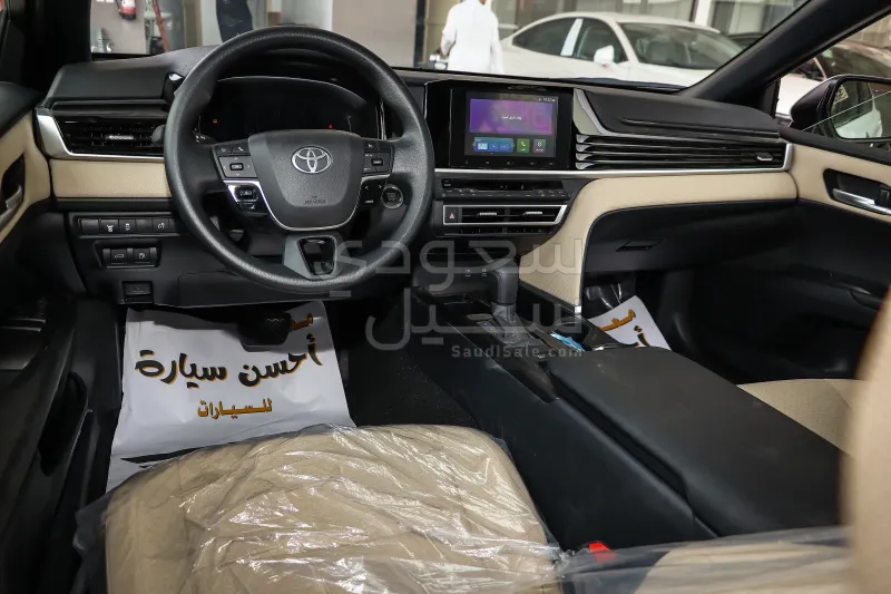 2025 تويوتا كامري