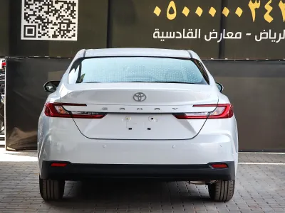 2025 تويوتا كامري