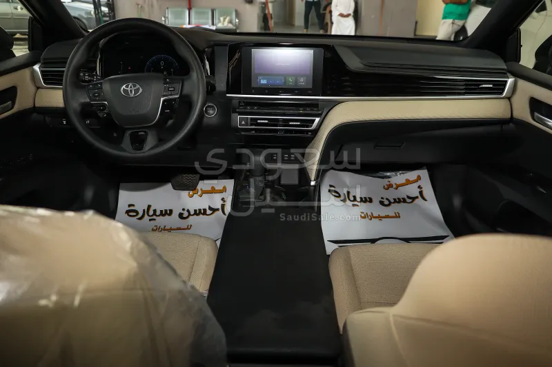 2025 تويوتا كامري
