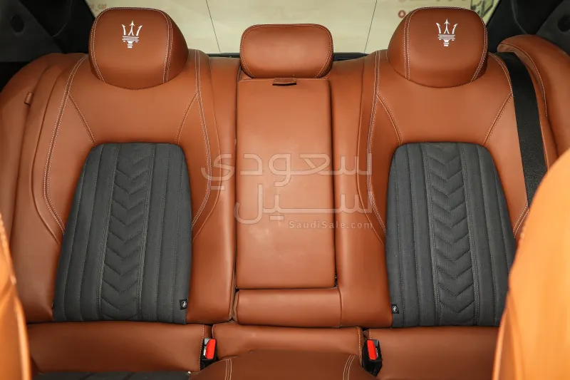 2017 Maserati Ghibli Q4