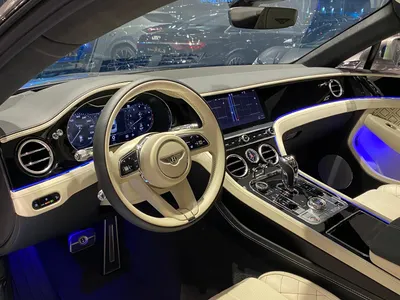 2023 بنتلي كونتيننتل جي تي مولنير في 8 اس