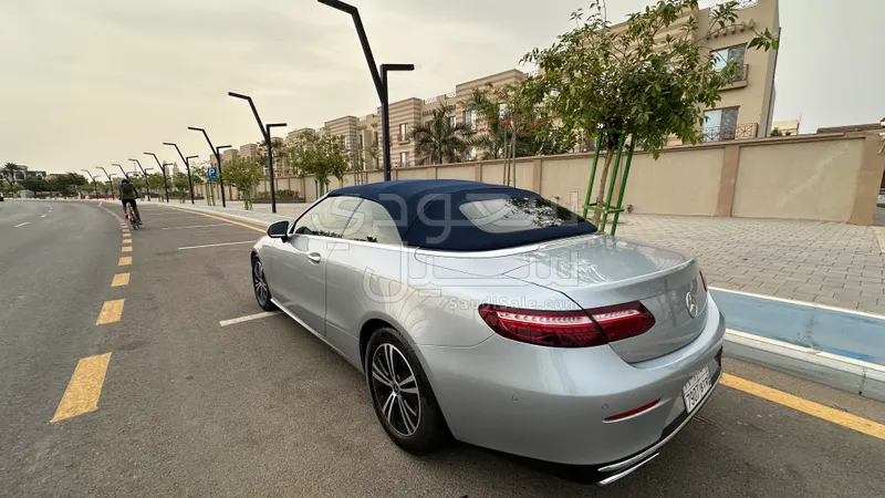 2021 Mercedes-Benz E 200