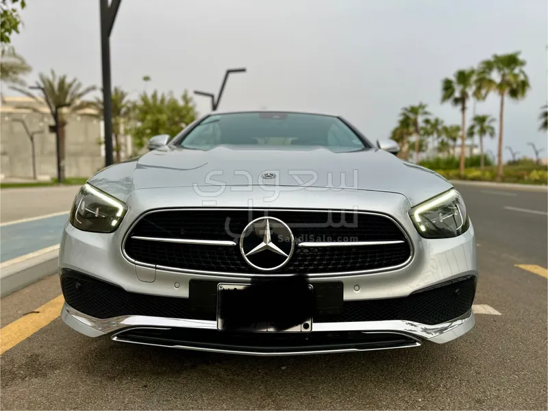 2021 Mercedes-Benz E 200