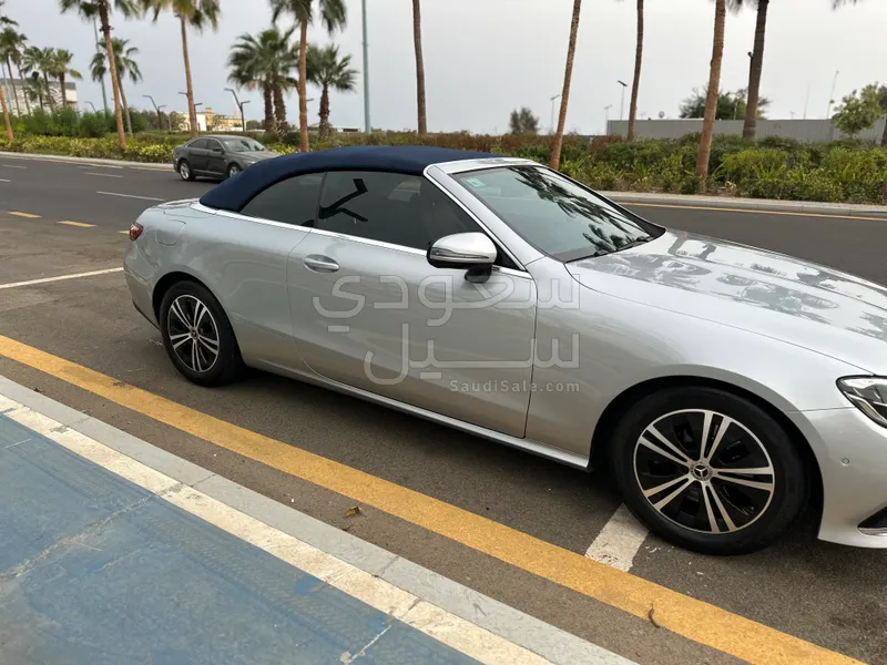 2021 Mercedes-Benz E 200
