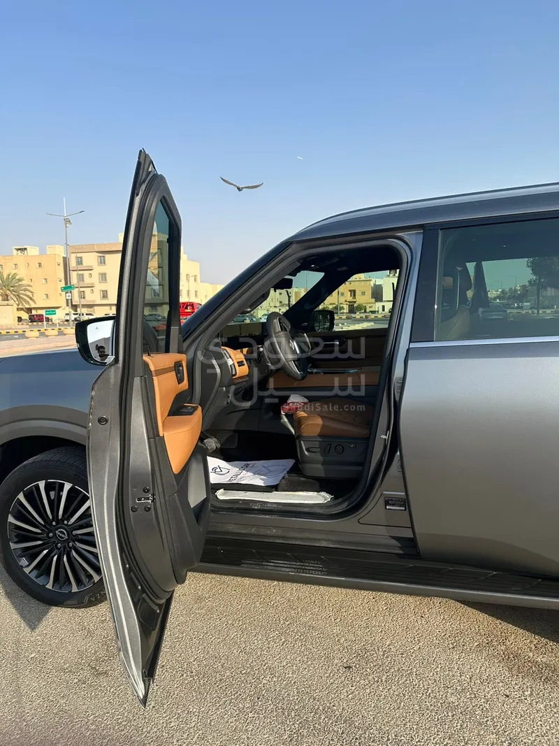 2025 نيسان باترول بلاتينيوم
