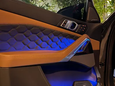 2025 بي ام دبليو الفئة اكس 6 إم كومبيتيشن