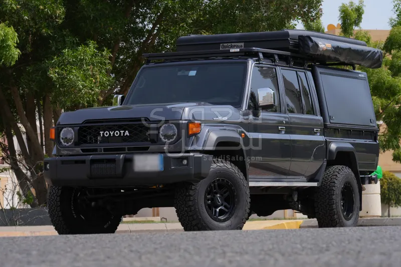 2024 Toyota Land Cruiser LX Double Cab