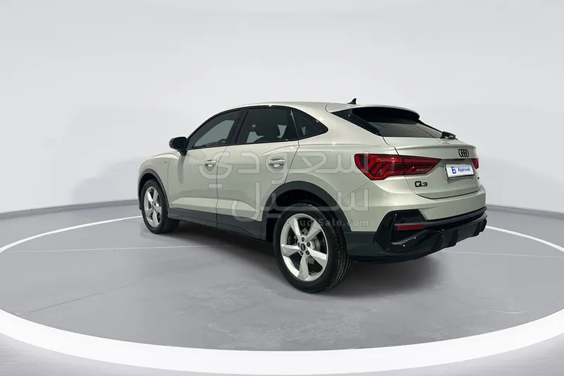 2024 Audi Q3 S Line