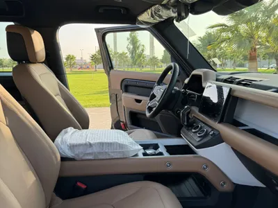 2025 Land Rover Defender 90