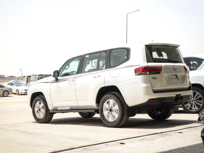 2025 Toyota Land Cruiser GXR