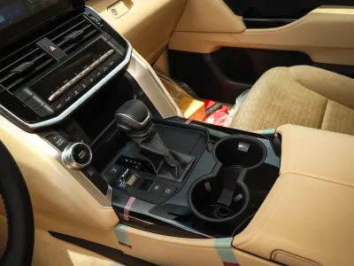 2025 Toyota Land Cruiser GXR