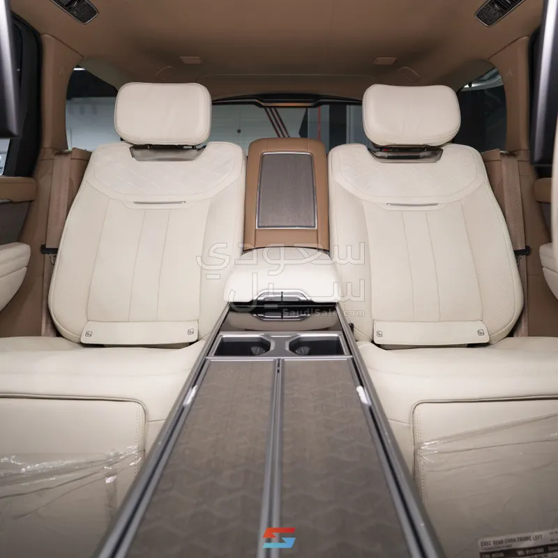 2025 Land Rover Range Rover SV Autobiography