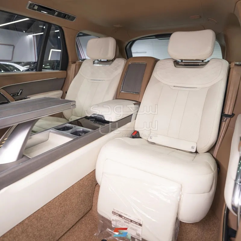 2025 Land Rover Range Rover SV Autobiography