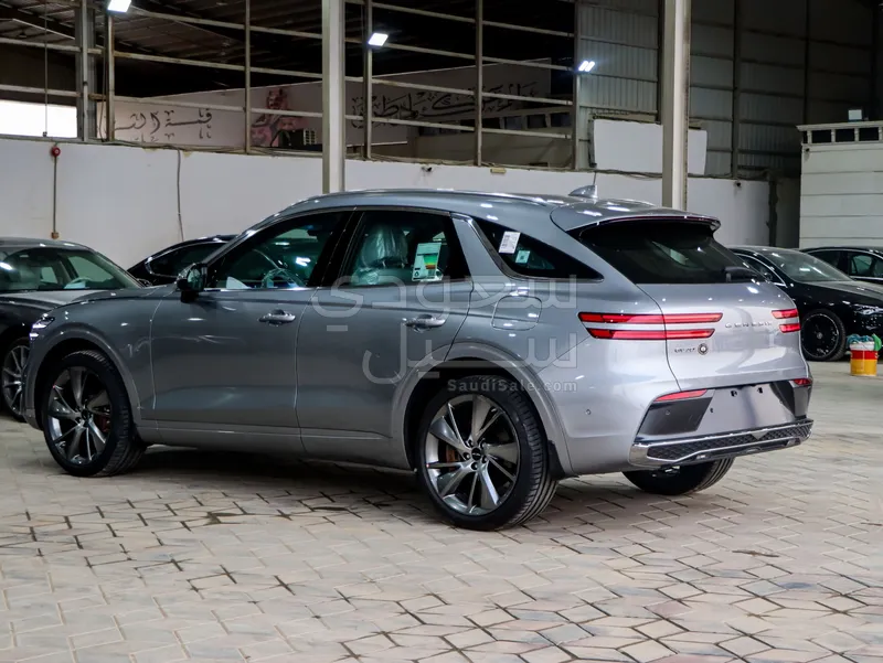 2025 Genesis GV 70
