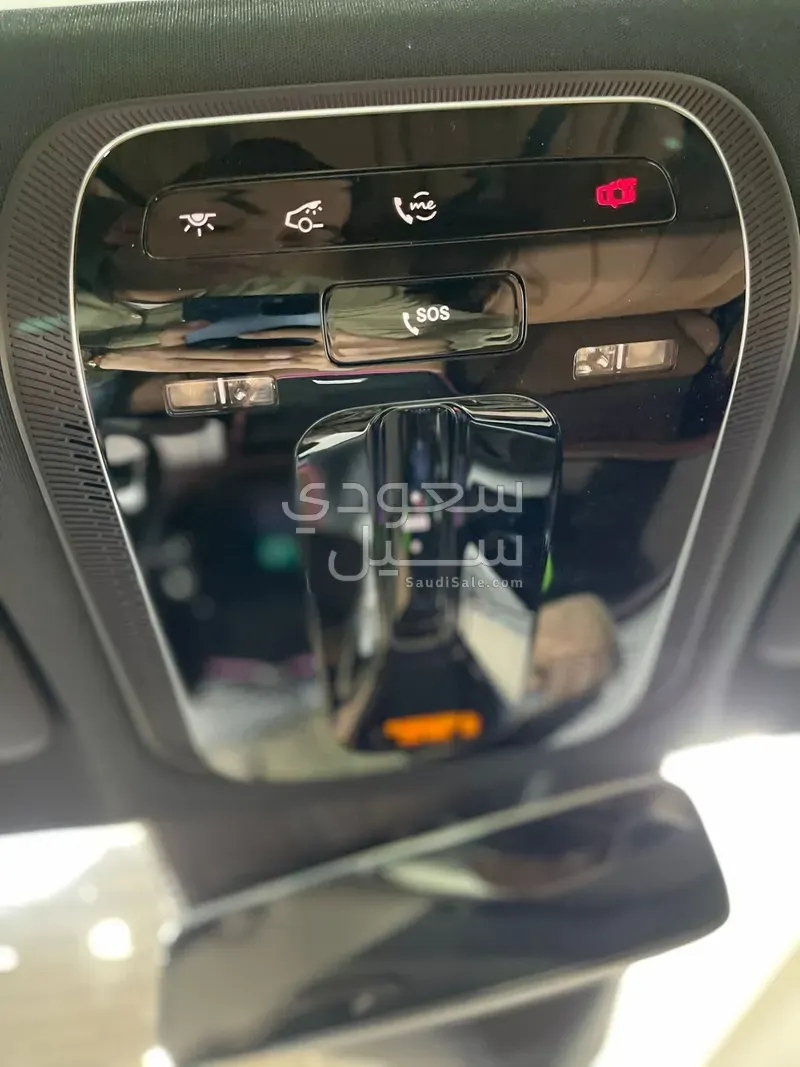 2025 Mercedes-Benz E 200
