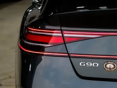 2025 جينيسيس جي 90