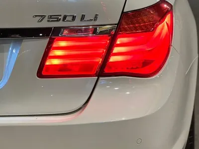 2012 بي ام دبليو الفئة السابعة 750 إل أي