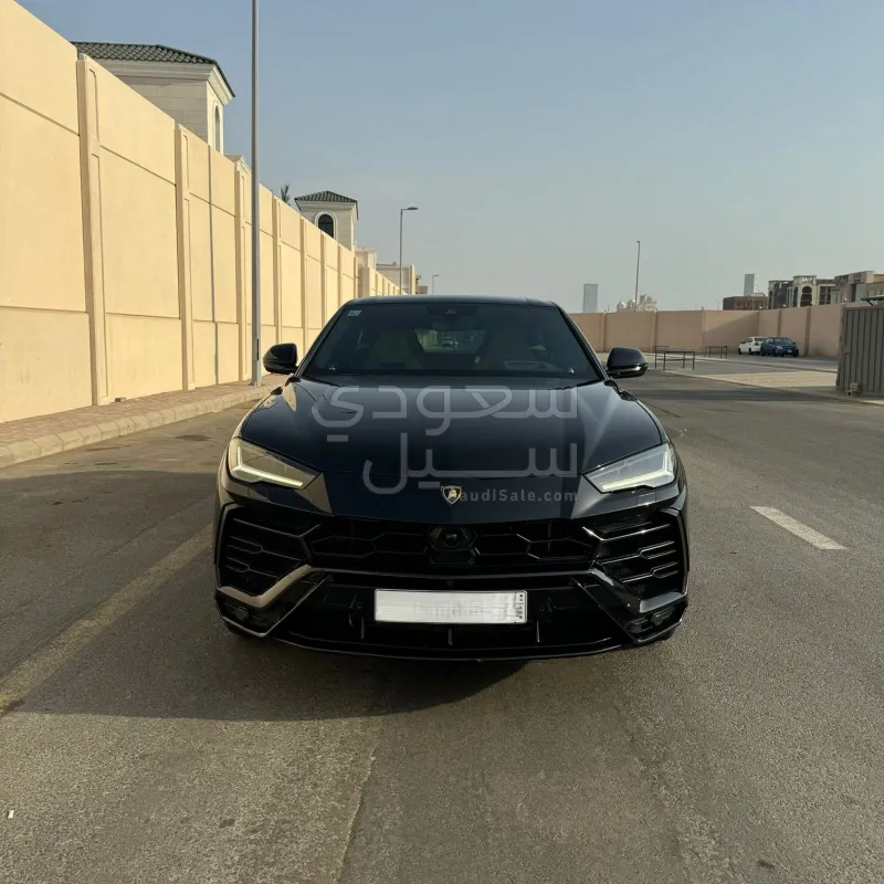 2021 Lamborghini URUS