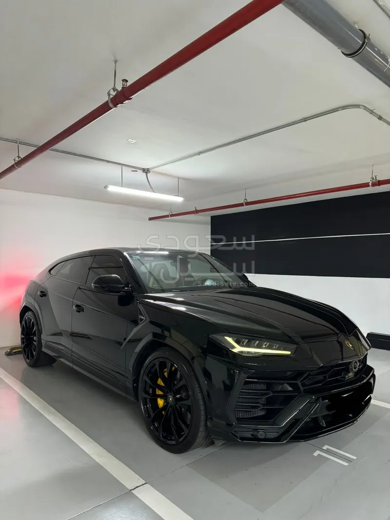 2021 Lamborghini URUS