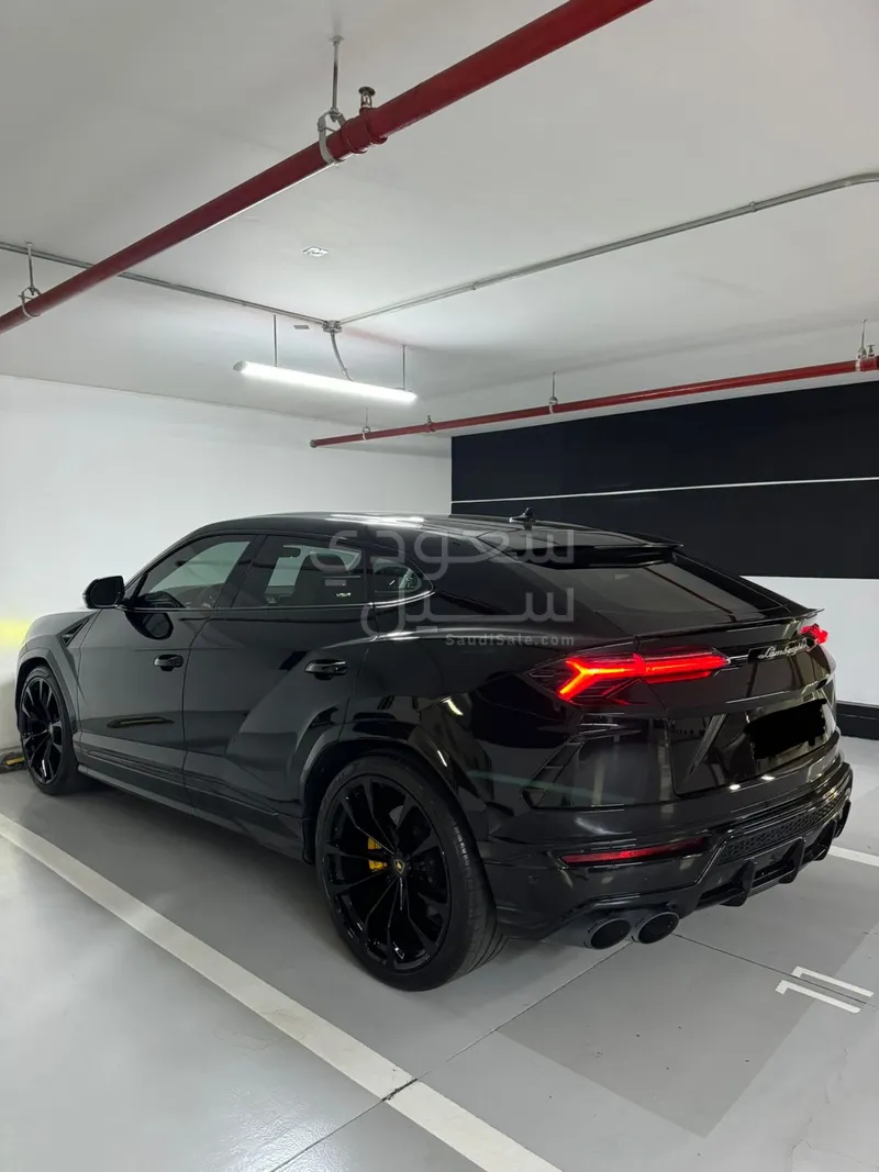 2021 Lamborghini URUS