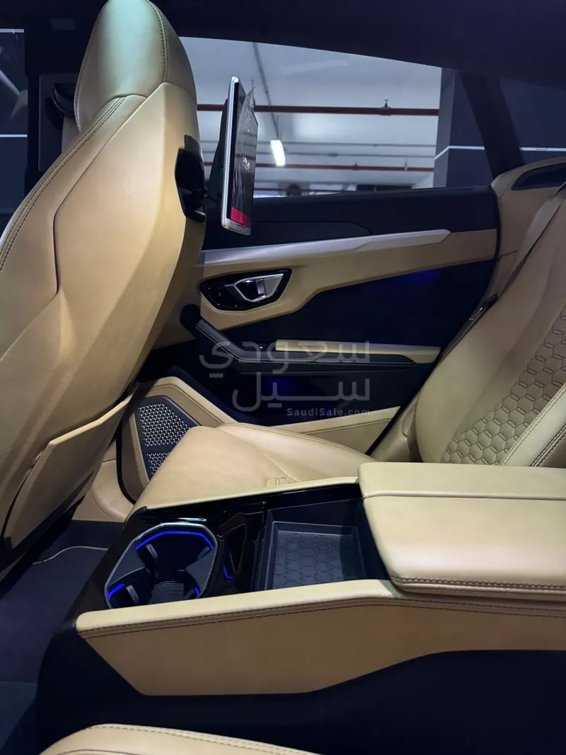 2021 Lamborghini URUS