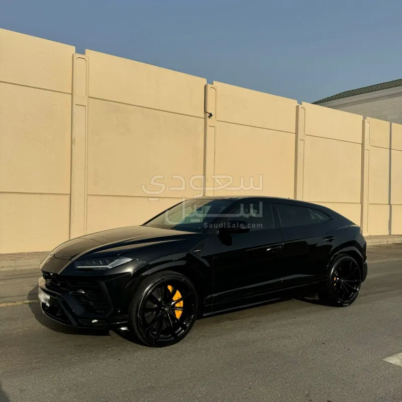 2021 Lamborghini URUS
