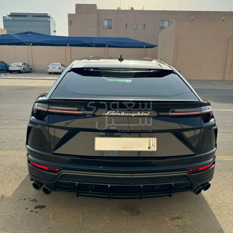 2021 Lamborghini URUS