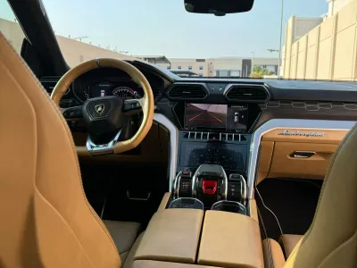 2021 Lamborghini URUS